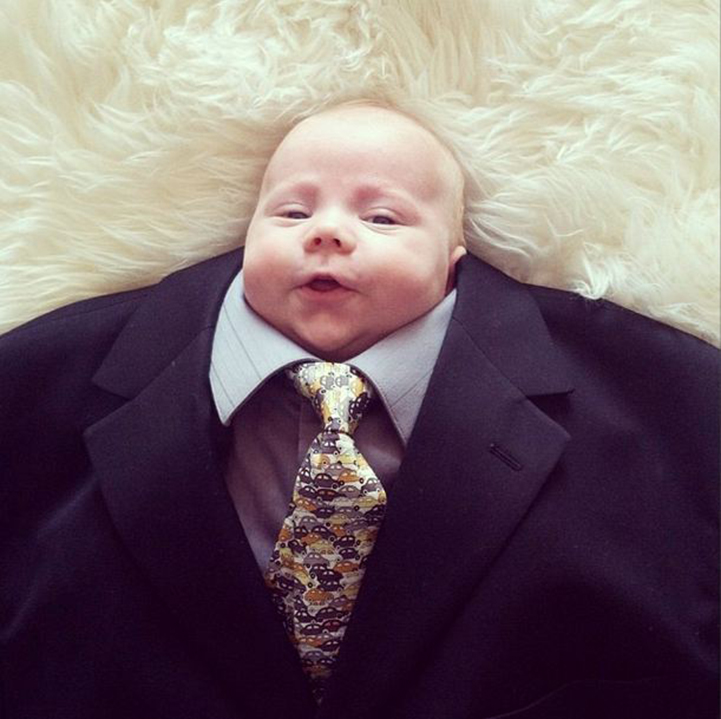 Hilarious Portraits of Tiny Babies Dressed Up In Adult Clothes  012