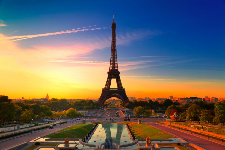 Honeymoon in the City of Love - Paris, France!