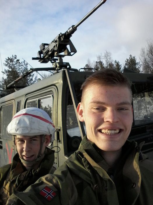 Soldiers from different armies take selfies 020