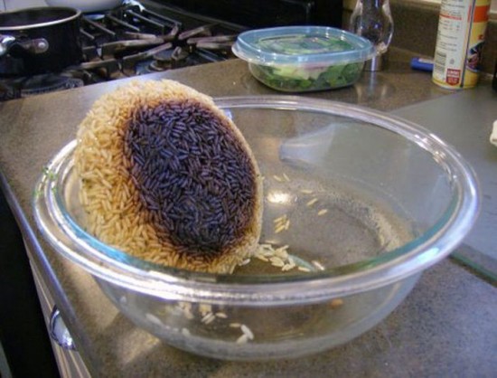 32 Funny Pictures Of Kitchen Disasters 027