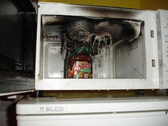 32 Funny Pictures Of Kitchen Disasters 032