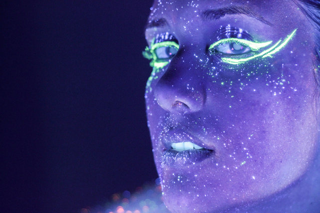 Electric Neon Photography by Hid Saib Neto 004
