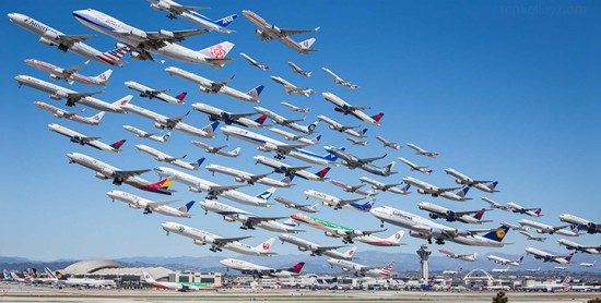 Incredible Photograph Captures 8 Hours of Plane Departures 001