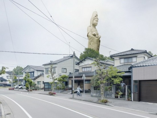 Jibo Kannon. Kagaonsen, Japan, 73 m
