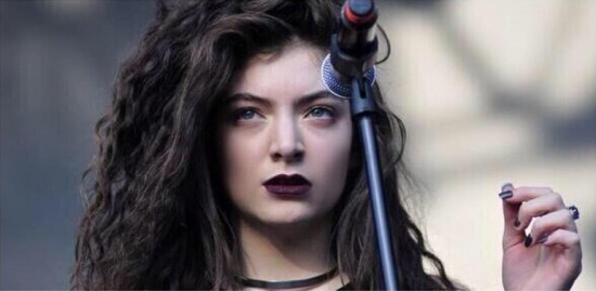 Lorde photoshopped face