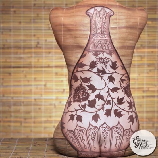 Million Ming vase – Emma Hack