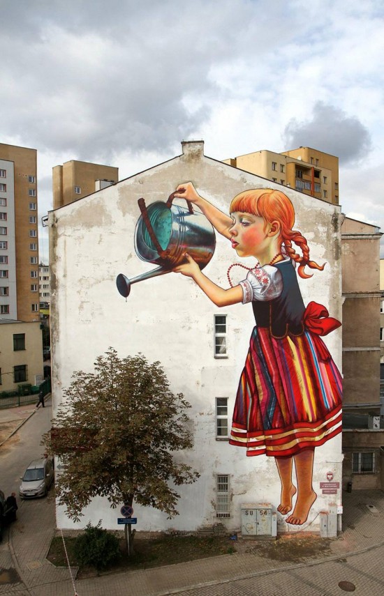 24 Graffiti That Interact With Their Surroundings 001