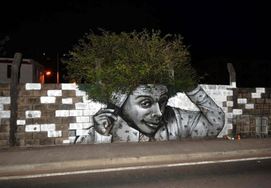 24 Graffiti That Interact With Their Surroundings 015