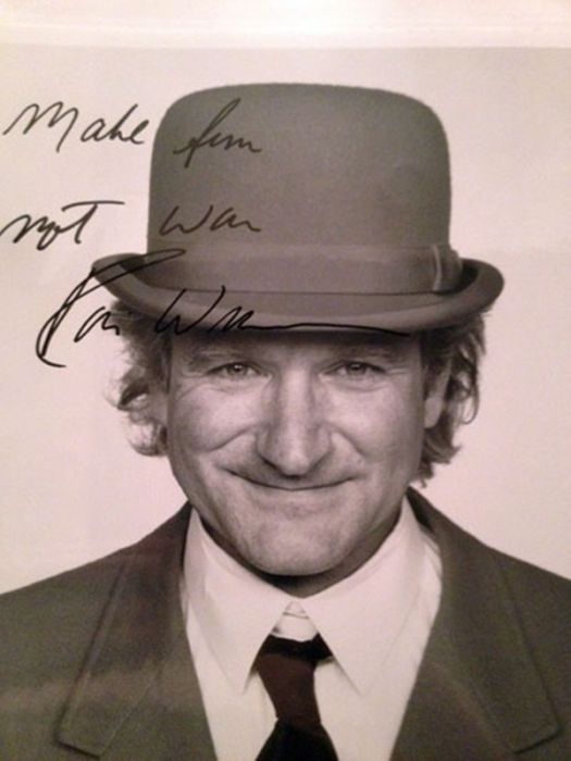 50 Autographs From 50 Iconic Celebrities 029