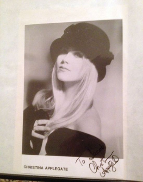 50 Autographs From 50 Iconic Celebrities 032