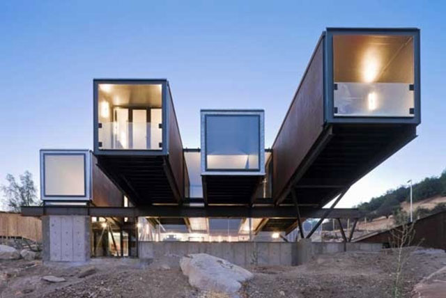 Awesome Homes Made From Shipping Containers 014