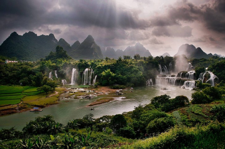 Detian Falls, China1