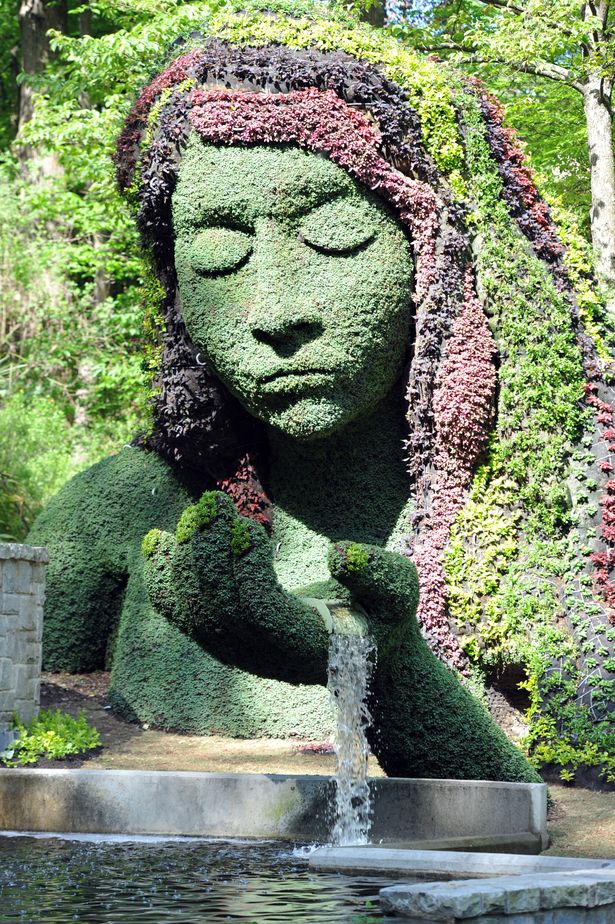 Incredible Giant Living Sculptures At Atlanta Botanical Gardens