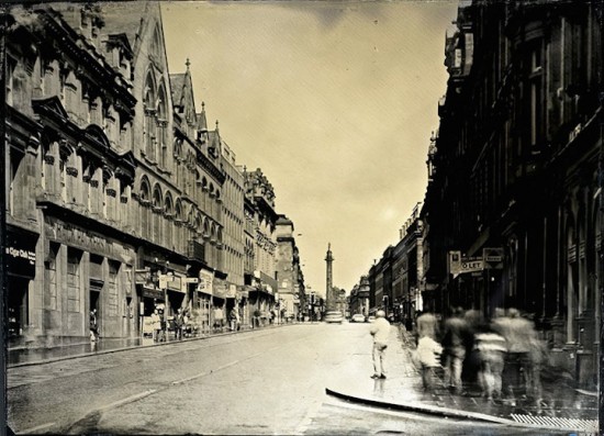 Photographer uses 130-year-old plate camera to capture pictures of modern Britain 001