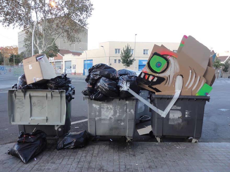 Street Artist Turns Garbage Into Wacky Monsters 002