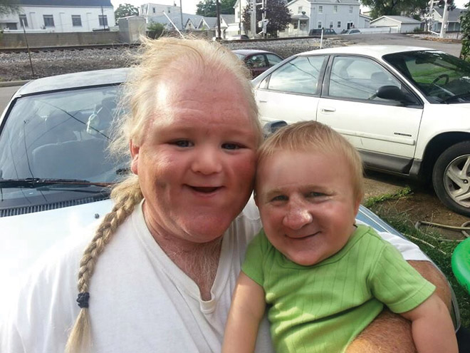 Totally Insane Face Swaps 011