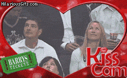16 Absolutely Hilarious Kiss Cam Moments 003