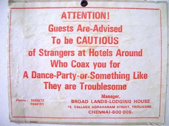22 Signs In India That Had NO Idea What They Were Talking About 006