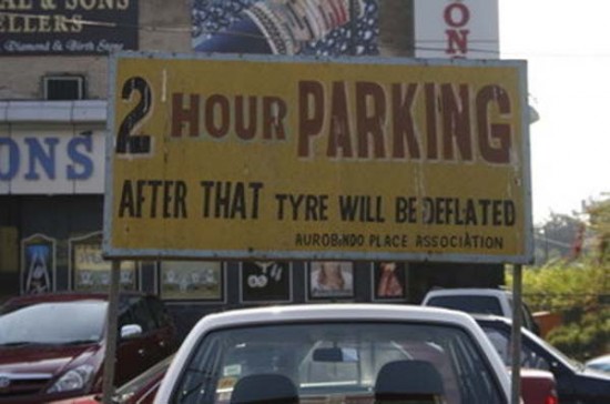 22 Signs In India That Had NO Idea What They Were Talking About 009
