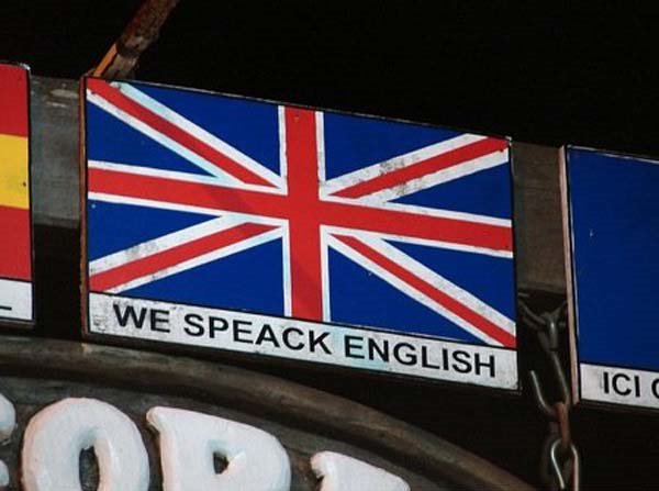 28 Foreign Signs That Spectacularly Failed At English 001
