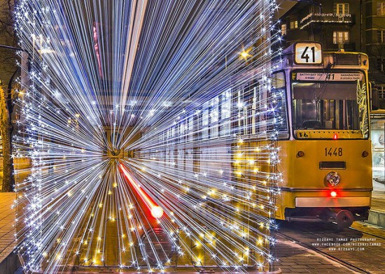 30,000 LED Lights Turn Budapest's Trams Into Futuristic Time Machines 008