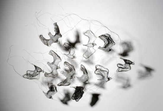3D wire bird sculptures deliberately made to look like flattened 2D sketches 007