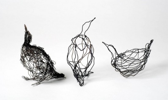 3D wire bird sculptures deliberately made to look like flattened 2D sketches 008