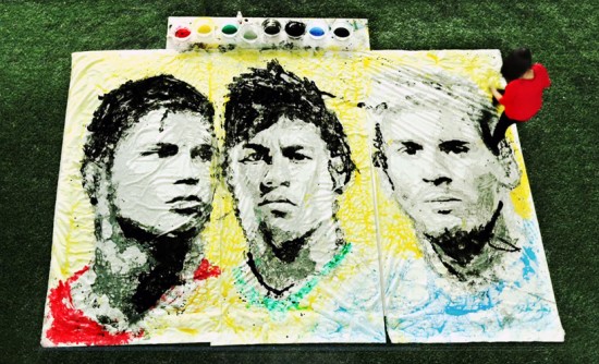 Artist red hong yi paints ronaldo, neymar + messi using a football 005