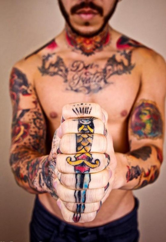Cool And Trendy Knuckle Tattoo Designs For Guys 001