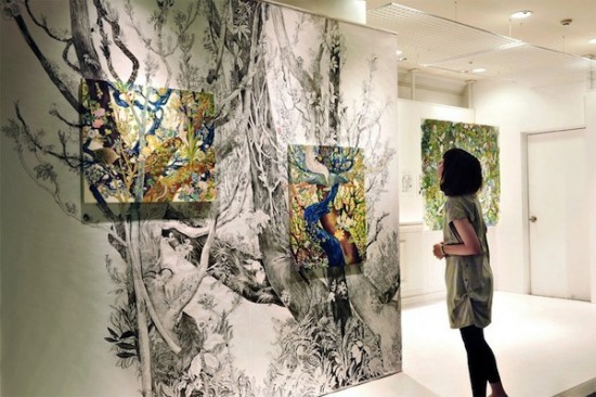 Intricate Paintings by Maki Ohkojima Spill Off the Canvas and Onto Wall 001