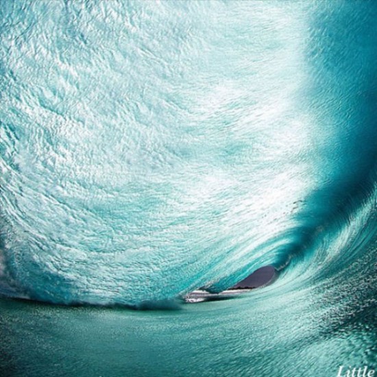 Photos From The Inside Of A Wave 008