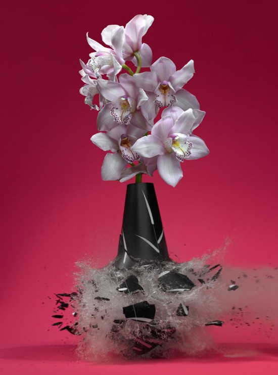 These high-speed photos capture delicate flower vases shattering in mid-air 020